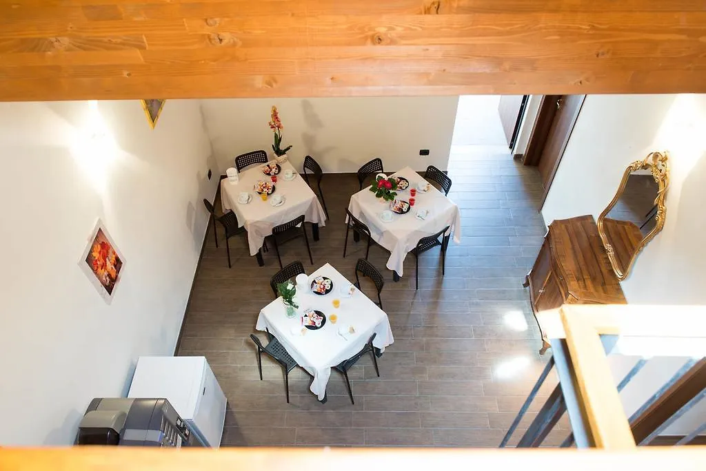Country house Affittacamere La Palazzina Cavalcaselle Italy