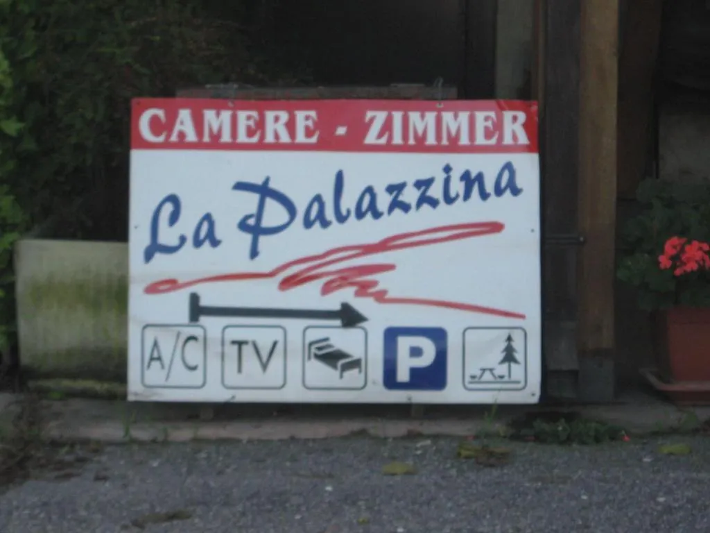 Affittacamere La Palazzina Cavalcaselle Italy